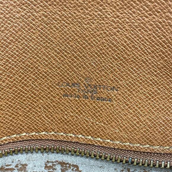 LOUIS VUITTON Brown Monogram Shoulder Bag - Picture 5 of 15